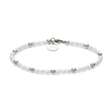 Personalisiertes Armband aus Süßwasserperlen und Perlen aus Sterling Silber mit Plättchen Anhänger und individueller Gravur