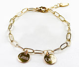 Personalisiertes Gold Filled Gliederarmband mit Plättchen und individueller Gravur mit Namen, Daten oder Symbolen als Geschenk zum Jahrestag, Muttertag oder Geburtstag