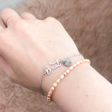 Personalisiertes Armband in gold mit persönlicher Gravur als Geschenk für die Braut zur Hochzeit