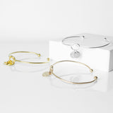 Verstellbarer personalisierter Armreif mit Knoten und Plättchen Anhänger mit individueller, persönlicher Gravur