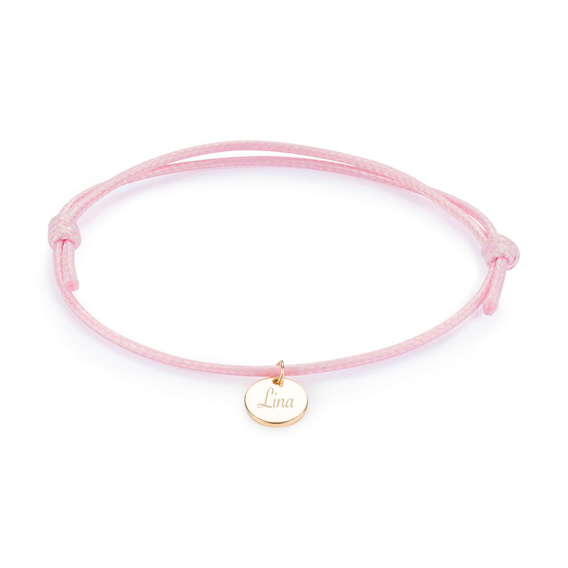 Personalisiertes Armband mit rundem Gold Filled Plättchen Anhänger mit individueller Wunsch Gravur, ob Namen, Daten oder Symbolen